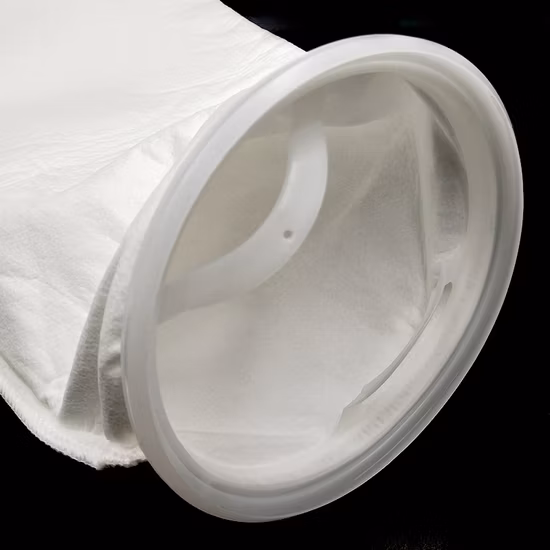 Sacchetto filtro per liquidi in nylon con anello in plastica